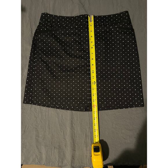 IZOD Golf Women’s Polka Dot Size 4k Skirt – Black White Lightweight - Picture 6 of 6